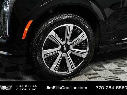 New 2025 Cadillac Escalade IQ Luxury 2 AWD/4WD image 27