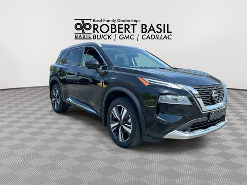 Used 2023 Nissan Rogue Platinum AWD/4WD image 2