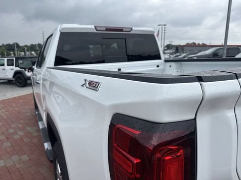 Used 2024 GMC Sierra 1500 SLT w/ SLT Premium Package AWD/4WD image 27