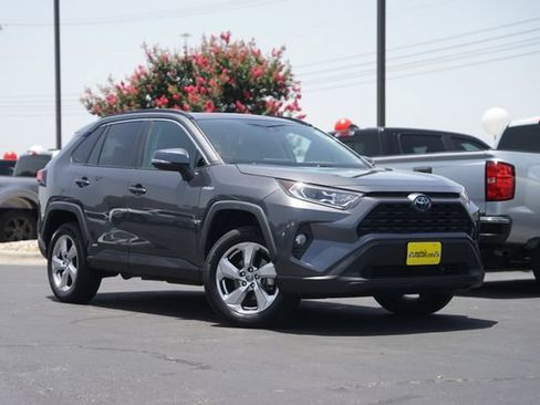 Used 2021 Toyota RAV4 XLE Premium AWD/4WD image 2