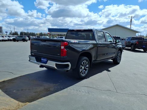 Used 2024 Chevrolet Silverado 1500 LT AWD/4WD image 6