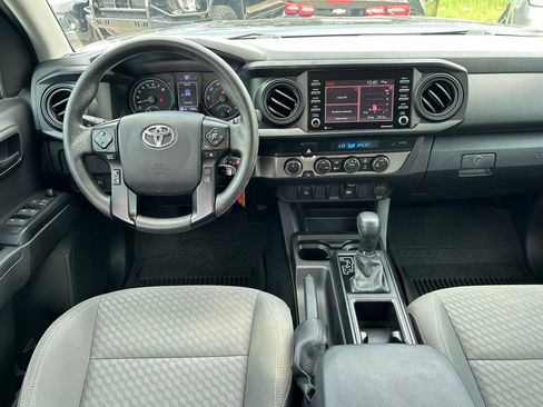 Used 2023 Toyota Tacoma SR AWD/4WD image 17