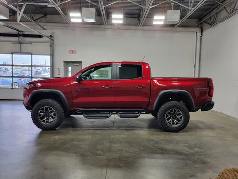 New 2026 Chevrolet Colorado ZR2 AWD/4WD image 8