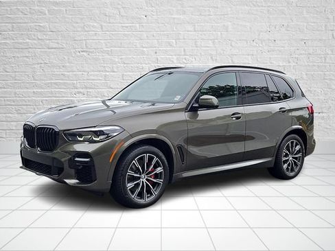 Used 2023 BMW X5 xDrive40i w/ M Sport Package AWD/4WD image 3