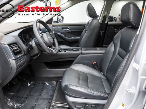 Used 2021 Nissan Rogue SL image 20