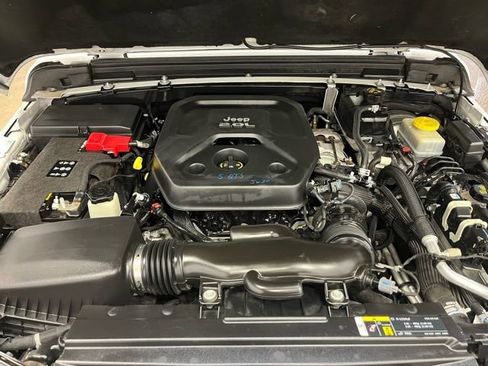 Used 2018 Jeep Wrangler Unlimited Sport S image 28