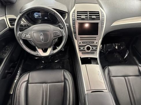 Used 2017 Lincoln MKZ Premiere FWD image 24