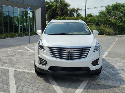 Used 2019 Cadillac XT5 Platinum AWD/4WD image 8