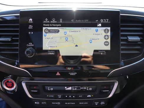 Used 2019 Honda Pilot Touring image 19