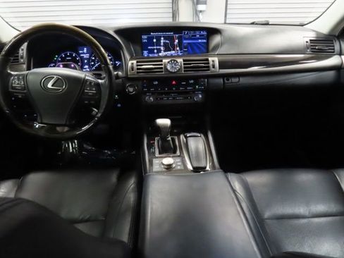Used 2013 Lexus LS 460 L image 23