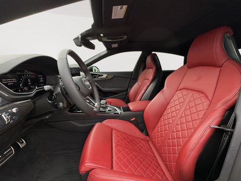 Certified 2025 Audi S5 Prestige w/ Prestige Package AWD/4WD image 9