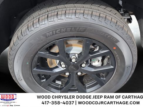 New 2026 Jeep Grand Cherokee Altitude AWD/4WD image 13