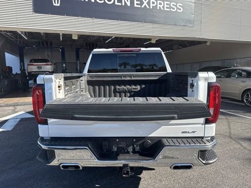 Used 2022 GMC Sierra 1500 SLT w/ SLT Premium Plus Package image 9