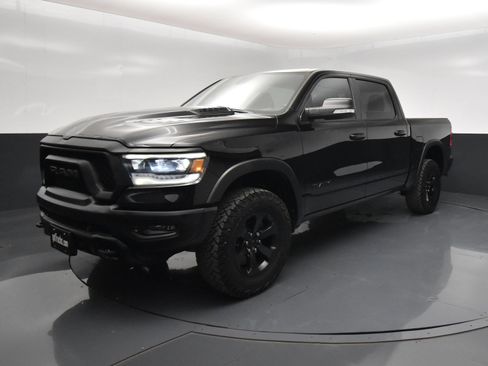 Used 2020 RAM 1500 Rebel w/ Rebel Level 2 Equipment Group AWD/4WD image 2