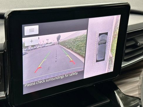 Used 2021 Ford Explorer Limited w/ Equipment Group 301A image 21