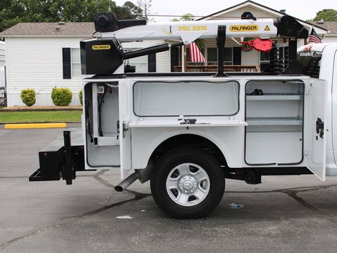 Used 2022 RAM 2500 Tradesman AWD/4WD image 10