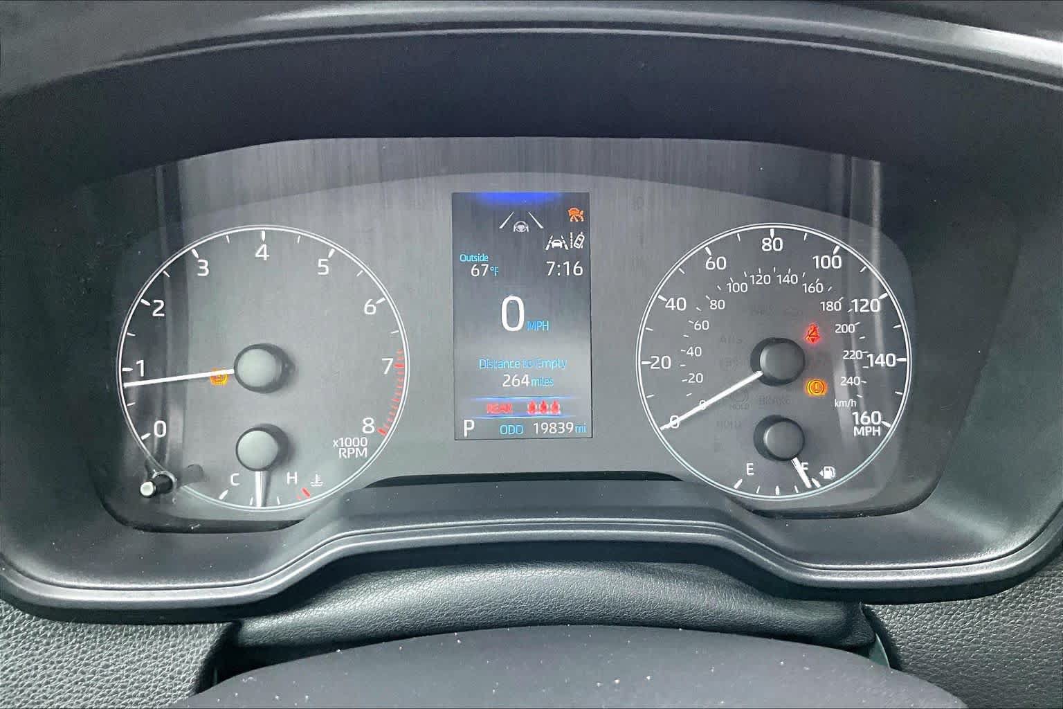 Used 2025 Toyota Corolla LE FWD image 25