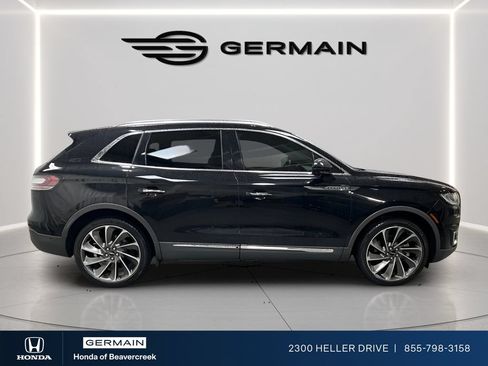 Used 2019 Lincoln Nautilus Reserve w/ Ultimate Package AWD/4WD image 9