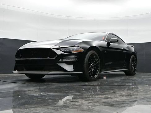 Used 2020 Ford Mustang GT Premium w/ GT Performance Package RWD image 39