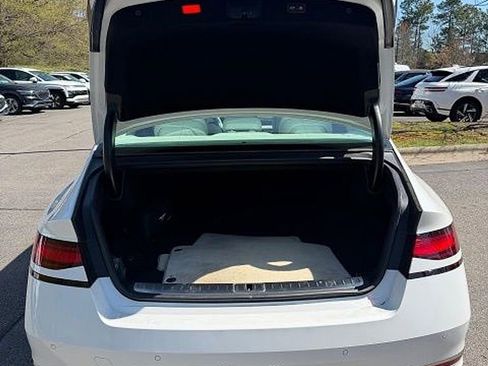 Used 2025 Genesis G90 3.5T image 11