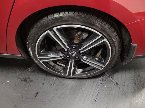 Used 2024 Honda Accord Sport image 10