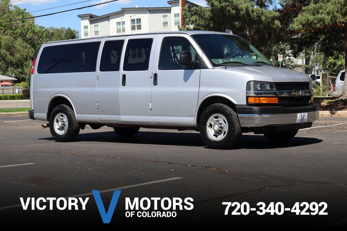 Used 2016 Chevrolet Express 3500 LT w/ LT Preferred Equipment Group RWD image 1