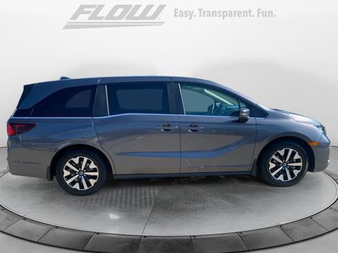 Certified 2026 Honda Odyssey EX-L image 10