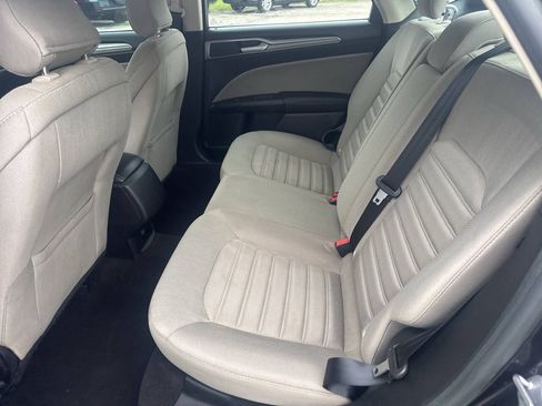 Used 2019 Ford Fusion S FWD image 15