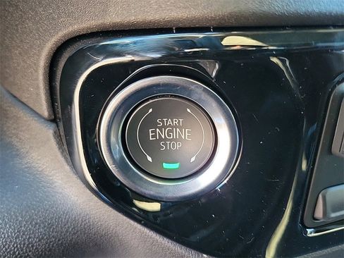 New 2026 GMC Sierra 2500 SLT w/ SLT Premium Package image 29