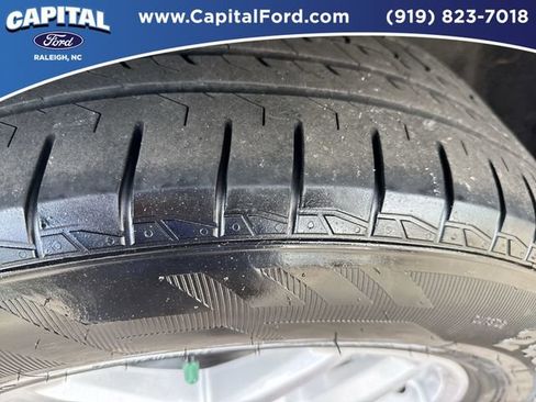 Certified 2023 Ford Edge SEL image 14