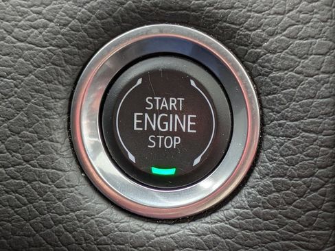 Used 2024 GMC Yukon Denali AWD/4WD image 36