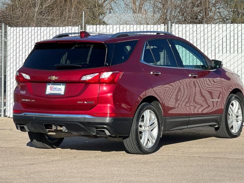 Used 2018 Chevrolet Equinox Premier image 4