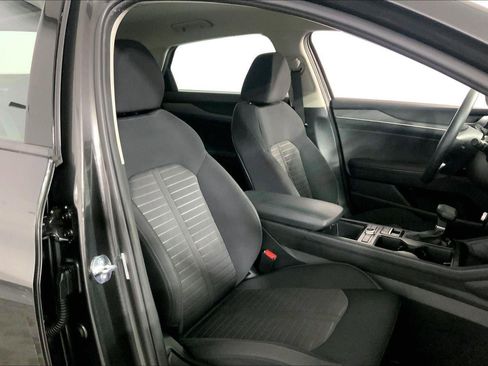 Certified 2025 Kia K5 LXS FWD image 7