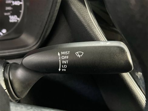 Used 2023 Toyota Corolla LE image 36