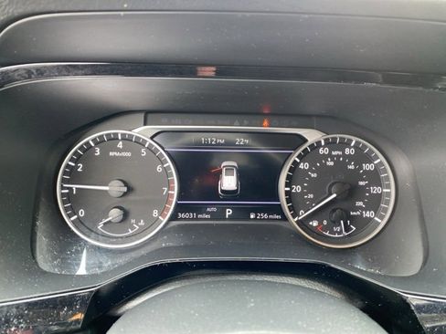 Used 2024 Nissan Pathfinder SV image 21