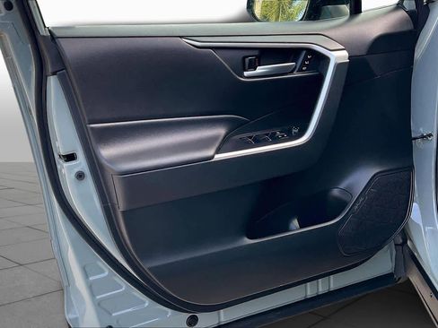 Certified 2022 Toyota RAV4 XLE Premium image 19