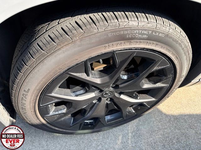 Used 2025 Lexus TX 500h AWD w/ Technology Package image 9