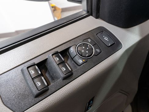 Used 2021 Ford F250 XLT w/ Tremor Off-Road Package AWD/4WD image 15
