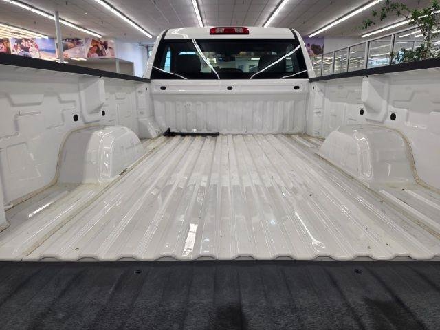 Used 2021 Chevrolet Silverado 1500 W/T AWD/4WD image 32
