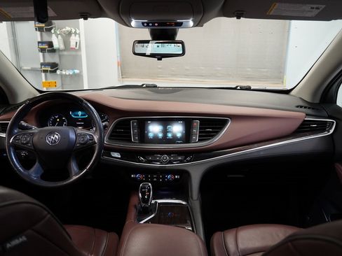Used 2018 Buick Enclave Avenir w/ Avenir Technology Package image 20