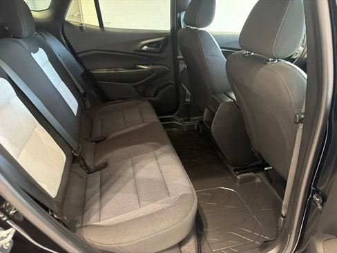 Used 2024 Chevrolet Trax RS FWD image 10