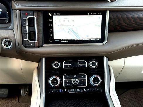 Used 2023 GMC Yukon XL Denali image 27