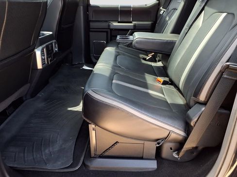 Used 2019 Ford F350 Platinum w/ Platinum Ultimate Package AWD/4WD image 29