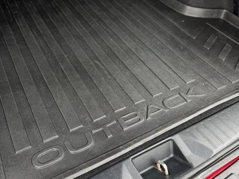 Used 2017 Subaru Outback 2.5i AWD/4WD image 38