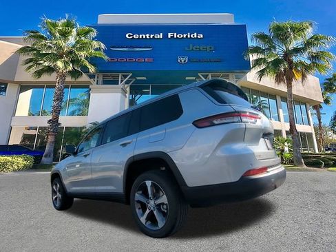 New 2026 Jeep Grand Cherokee L Limited w/ Trailer Tow Package RWD image 7