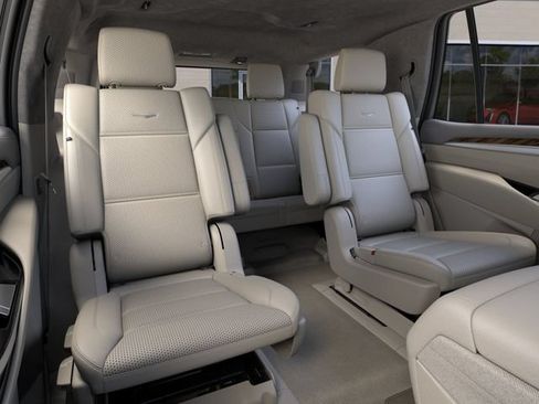 New 2026 Cadillac Escalade Platinum Sport w/ LPO, ONYX Package AWD/4WD image 17