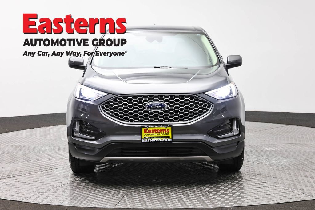 Used 2023 Ford Edge ST-Line AWD/4WD image 4