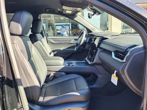 New 2026 GMC Acadia Elevation w/ Black Edition image 39