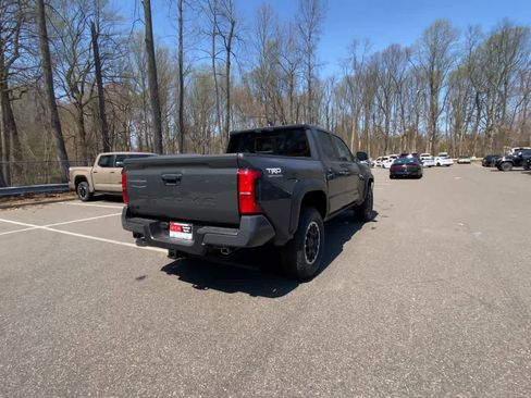 New 2026 Toyota Tacoma TRD Off-Road AWD/4WD image 9