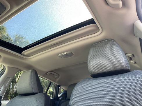 Certified 2024 Subaru Crosstrek 2.0i Premium image 20